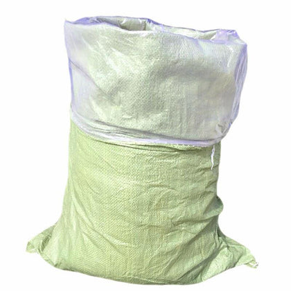 Упаковка из 100 зеленых тканых сумок размером 90*120 см с пластиковым покрытием и внутренней подкладкой из змеиной кожи